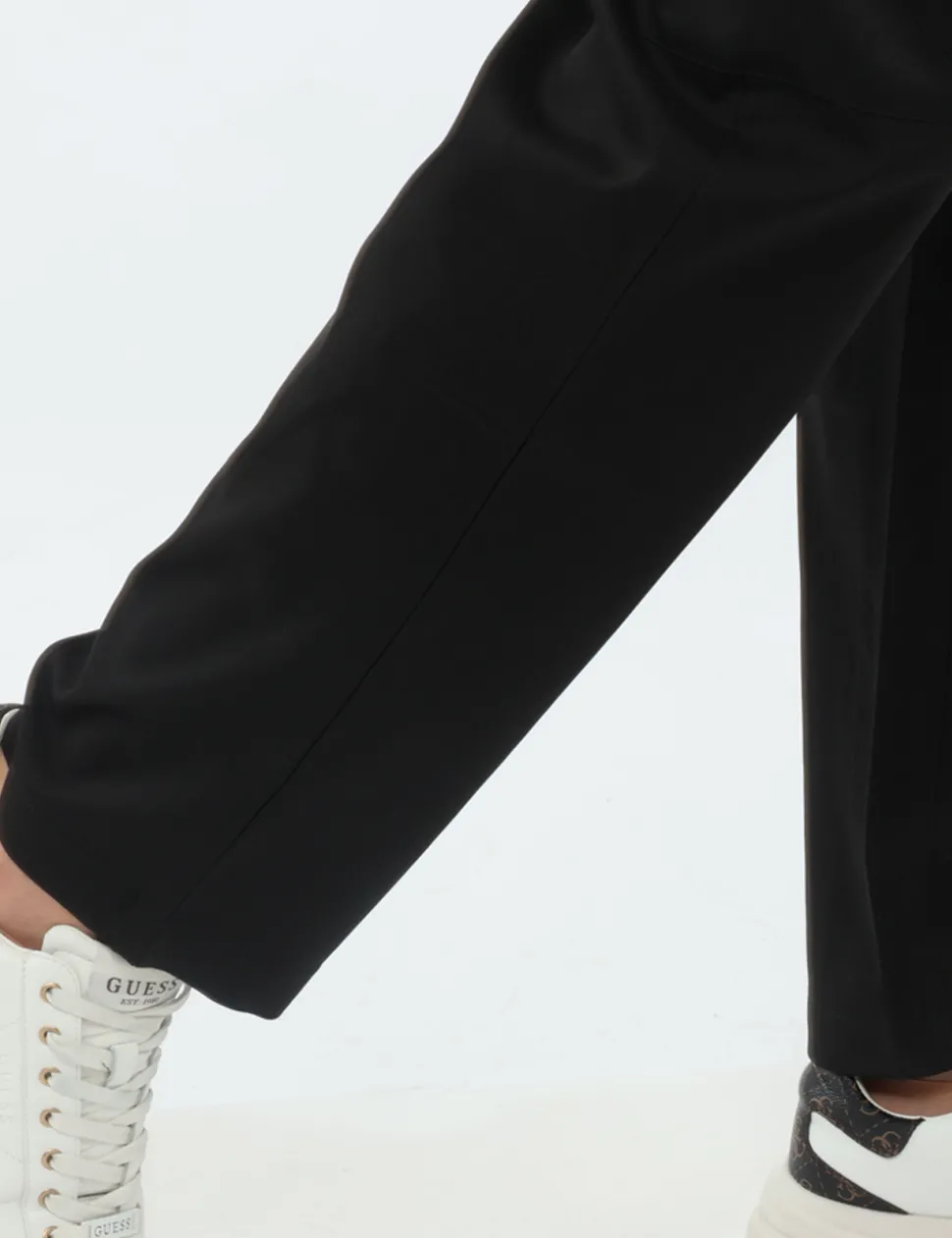 Pantaloni Goha Neri